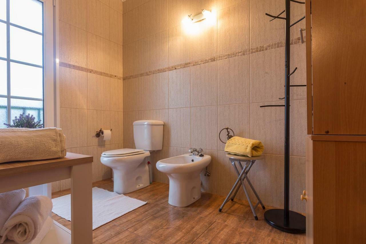Em Casa Da Avó Inês