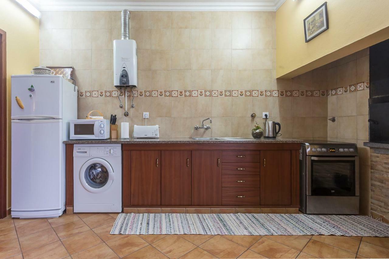 Em Casa Da Avó Inês Appartement